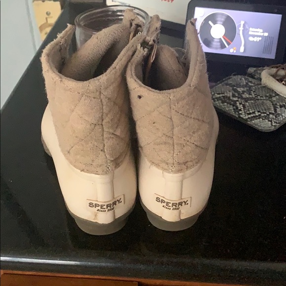 sperry boots - Picture 2 of 5